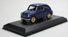 AKI0030 - Voiture citadine FIAT 600 de 1957 de couleur bleue