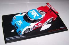 AKI0074 - Voiture de course BMW Riley DAYTONA 2011