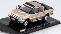 AKI0194 - Voiture 4x4 CHEVROLET S-10 Deluxe 2.5 version double cabine de 2009
