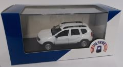ALARME0011 - Voiture 4x4 DACIA Duster 2 configurations possibles CRS Secours en Montagne / Gendarmerie Equipe Cynophyle édité à 250 pièces modèle en résine