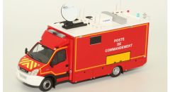 ALERTE0056 - Véhicule de pompier du 95 Val d'Oise IVECO Daily poste de commandement édité à 400 unités