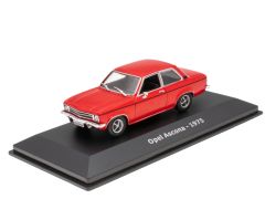 Voiture de 1975 couleur rouge – OPEL Ascona