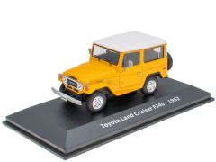 Voiture de 1982 couleur jaune – TOYOTA Land Cruiser F340