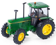 BRI42996 - Tracteur John Deere 3140