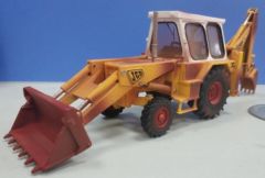 Tractopelle vieillit - JCB 3C Mark III