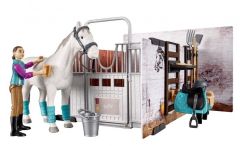 BRU62506 - Set d'écurie Comprenant:Un cheval, une cavalière et des accessoires