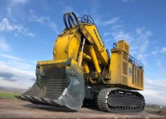 BYM21001 - Pelle en butte version salie -  KOMATSU PC8000-6 Electrique