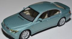 CAR813048D - Voiture berline de luxe BMW 7 Series