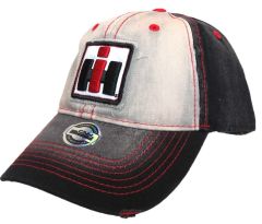 CAS14IH066 - Casquette noire et grise marquage CASE IH sur fond blanc