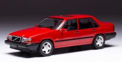 IXOCLC498N.22 - Voiture de 1990 couleur rouge – VOLVO 940 turbo