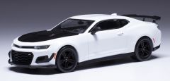 IXOCLC542N.22 - Voiture de 2019 couleur blanche – CHEVROLET Camaro ZL1