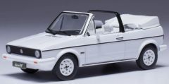 IXOCLC590N.22 - Voiture cabriolet de 1981 couleur blanche - VW Golf MKI