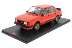 IXO18CMC159.22 - Voiture de 1988 couleur rouge – SKODA 130 LR