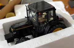 CW0308 - JOHN DEERE 6100 Noir