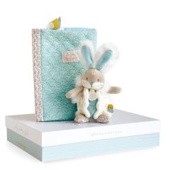 DC3499 - Coffret protège carnet de santé avec doudou de la gamme LAPIN DE SUCRE de couleur Amande