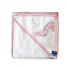 DC3663 - Accessoire de la gamme SOUS L’OCÉAN - CAPE DE BAIN Hippocampe de couleur Rose