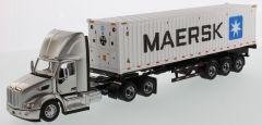 DCM71069 - Camion gris avec porte container et container - PETERBILT 579