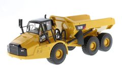 DCM85501 - CATERPILLAR 740B accompagné d'une figurine