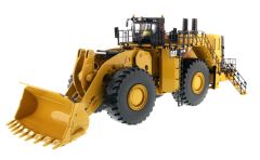 DCM85505 - CATERPILLAR 994K sur pneus accompagné d'une figurine et d'une boite en métal