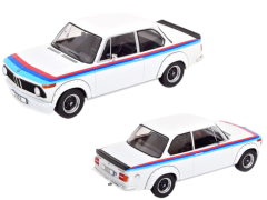 MOD18408R - Voiture de 1973 couleur blanche – BMW 2002 turbo