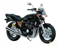 AOS06303 - Maquette à assembler et à peindre -  YAMAHA 4HM XJR400 1993