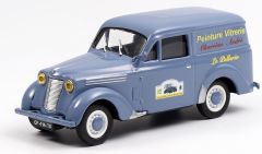 ELI101571 - Voiture utilitaire RENAULT Juvaquatre aux couleurs de l'entreprise Peinture Vitrerie Charriau André éditée à 408 pièces