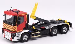ELI115943 - Camion de pompier RENAULT C380 VPCE décalques incluses édité à 300 pièces