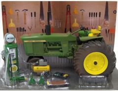 ERT15298SALI - Tracteur JOHN DEERE 4020 version Row Crop avec salissures et accessoires d'atelier