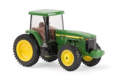 ERT45598 - Tracteur JOHN DEERE 8200 avec jumelage