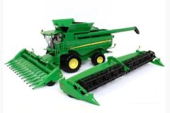 ERT45617 - JOHN DEERE S790 avec coupe maïs et blé