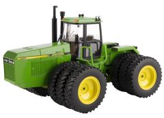 Tracteur FARM SHOW Museum 2020 - JOHN DEERE 8560 4WD