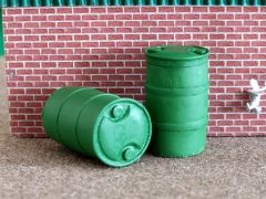 FB063G - Lot de 2 Barils en miniature Dimension 3 cm de couleur Vert