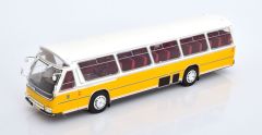 G1N0E013 - Bus de 1973 couleur jaune et blanc - PEGASO 5023 cl Aéroport de Madrid