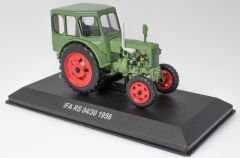 G1825093 - Tracteur IFA RS 04/30 de 1956