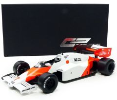 GPRGP005B - Voiture de courses Formule 1 McLAREN MP4/2 GP de 1984 du pilote Alain Prost