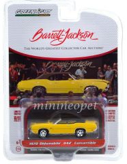 GREEN37220-C - Voiture cabriolet américaine OLDSMOBILE 442 de 1970 de couleur jaune vendue en blister