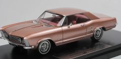 GC-046C - Voiture limitée à 250 pièces de 1963 couleur rose – BUICK riviera