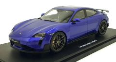 GT520 - Voiture de 2023 couleur violet - PORSCHE Taycan Turbo