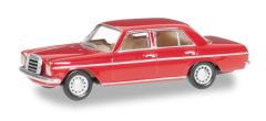 HER024785-003 - Voiture Berline Mercedes-Benz 240D/8 de couleur Rouge flamme