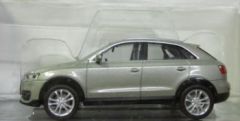 HER034821-004 - Voiture 4x4 - Audi Q3 de couleur Grise