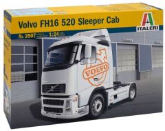 ITA3907 - Camion 4x2 solo VOLVO FH16 520 Sleeper Cab en kit à peindre et à assembler peintures et colle non incluses