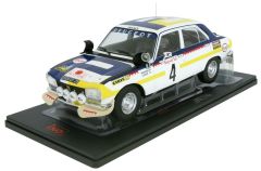 IXO18RMC044B - Voiture du rallye du Maroc de 1975 PEUGEOT 504 Ti n°4 équipage T.Makinen-H.Liddon