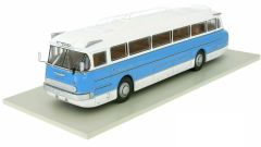 IXOBUS022 - Autocar IKARUS 66 de 1972 de couleur blanc et bleu