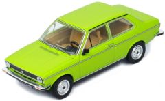 IXOCLC365N - Voiture berline VOLKSWAGEN Derby LS de 1977 de couleur verte