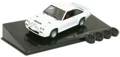 IXOMDCS022 - Voiture sportive OPEL Manta 400 rallye de 1986 de couleur blanche
