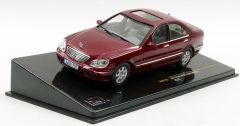 IXOMOC106 - Voiture berline de luxe MERCEDES S500 de 2000 de couleur rouge