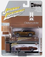 JLCT011-D - Voiture sous blister de la série COLLECTOR TINS -OLDSMOBILE 442 cabriolet 1970 marron