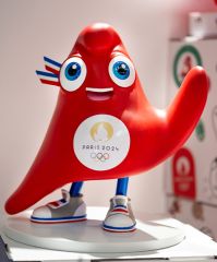 JO2506 - Figurine de 25.5 cm - Mascotte des JO  - Paris 2024