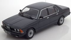 KKS180101 - Voiture berline BMW 733i de 1977 couleur  noire