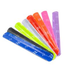 Jouet - Coloris aléatoire - Lot de 3 Bracelets clap de couleur fluorescente pailleté